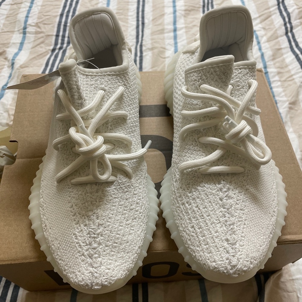 Yeezy v2 350 cream white size 4.5